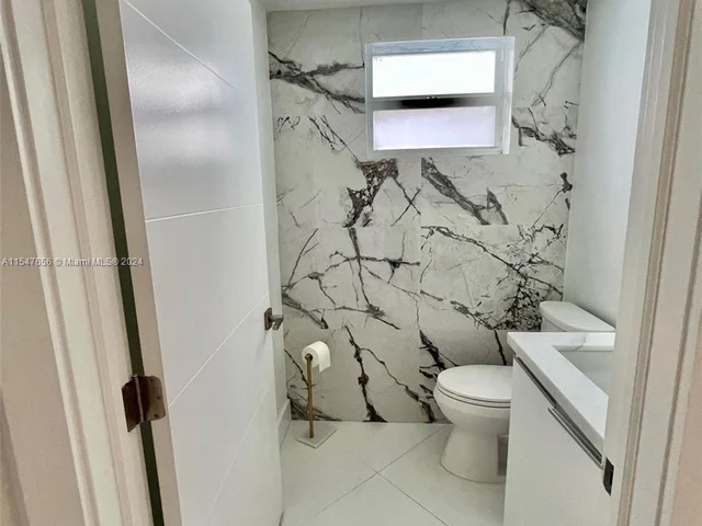 10730 NW 66th St # 108, Doral FL 33178