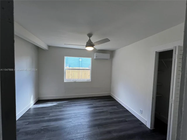 513 Franklin Rd, West Palm Beach FL 33405