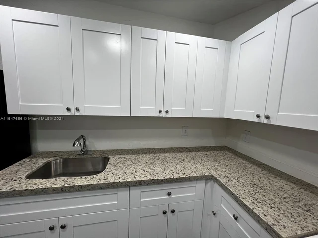 513 Franklin Rd, West Palm Beach FL 33405