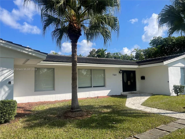 7361 SW 117 TER, Pinecrest FL 33156