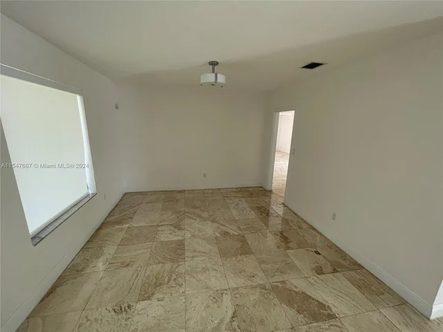 7361 SW 117 TER, Pinecrest FL 33156