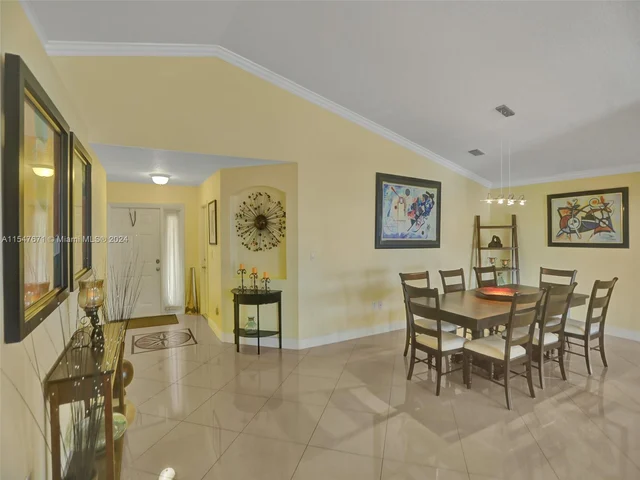 18492 NW 24th St, Pembroke Pines FL 33029