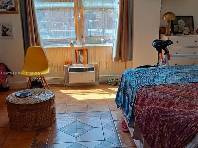 7300 Ocean Ter # 100, Miami Beach FL 33141