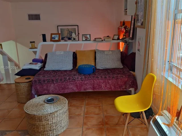 7300 Ocean Ter # 100, Miami Beach FL 33141