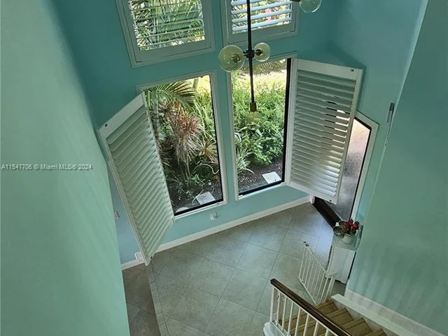 3851 NW 7th Pl, Deerfield Beach FL 33442