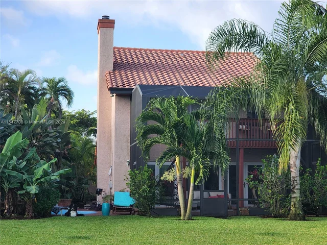 3851 NW 7th Pl, Deerfield Beach FL 33442