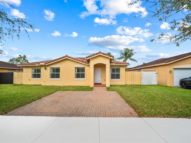 11365 SW 247th Ter, Homestead FL 33032