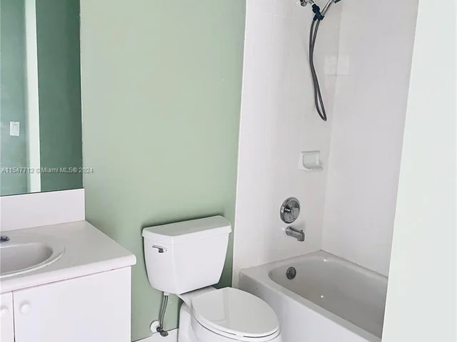 445 NE 21st Ave # 445, Homestead FL 33033