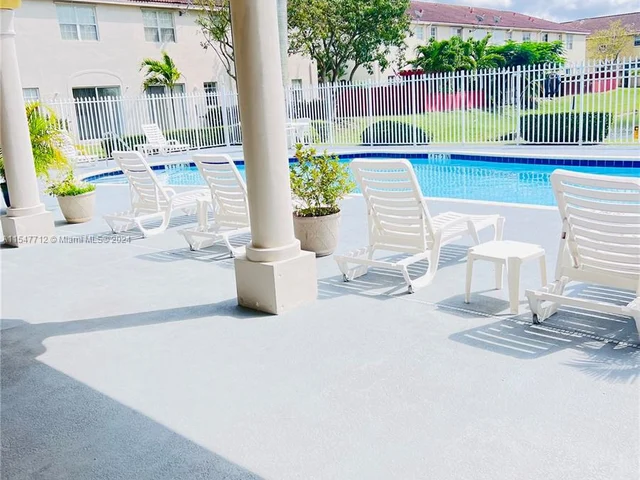 445 NE 21st Ave # 445, Homestead FL 33033