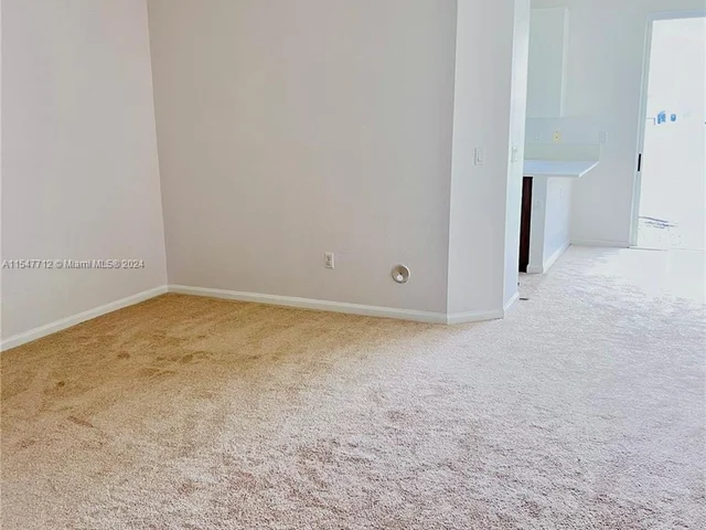 445 NE 21st Ave # 445, Homestead FL 33033