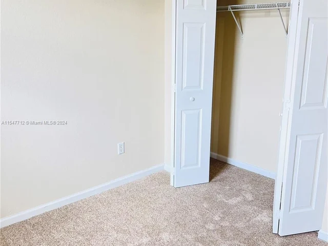 445 NE 21st Ave # 445, Homestead FL 33033