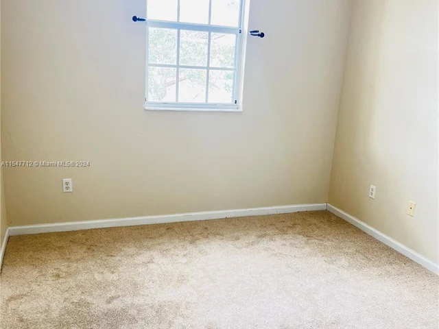 445 NE 21st Ave # 445, Homestead FL 33033