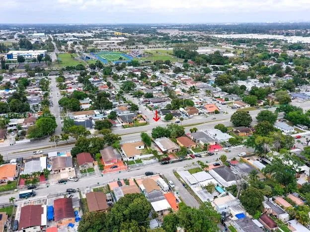 3051 NW 102nd St # F, Miami FL 33147