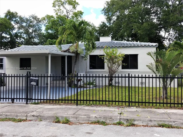 251 NW 45 ST, Miami FL 33127
