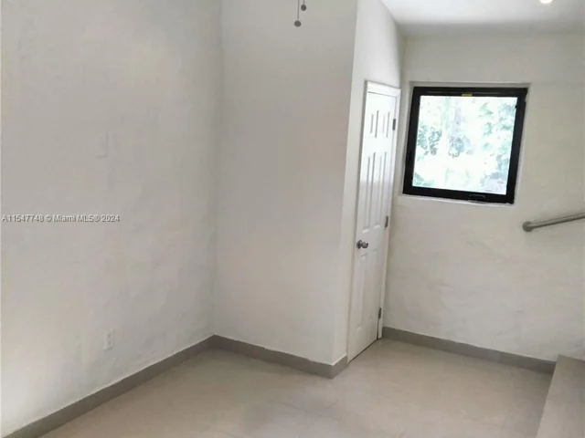 251 NW 45 ST, Miami FL 33127