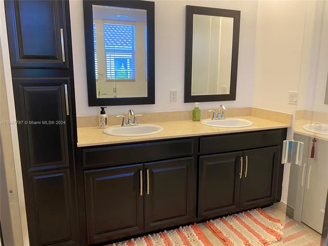 12468 NW 17th Mnr # 12468, Pembroke Pines FL 33028