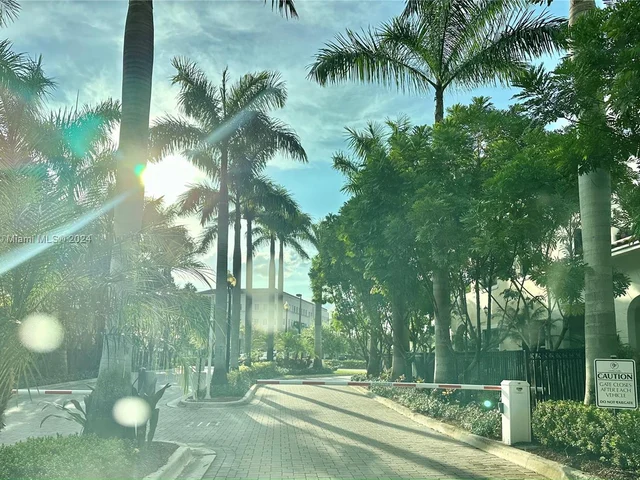 12468 NW 17th Mnr # 12468, Pembroke Pines FL 33028