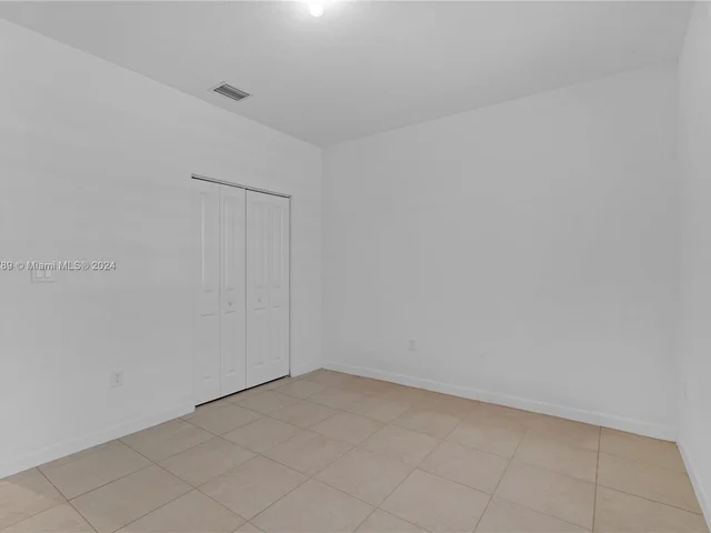 266 SE 23rd Ter, Homestead FL 33033