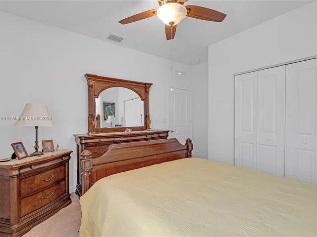 266 SE 23rd Ter, Homestead FL 33033