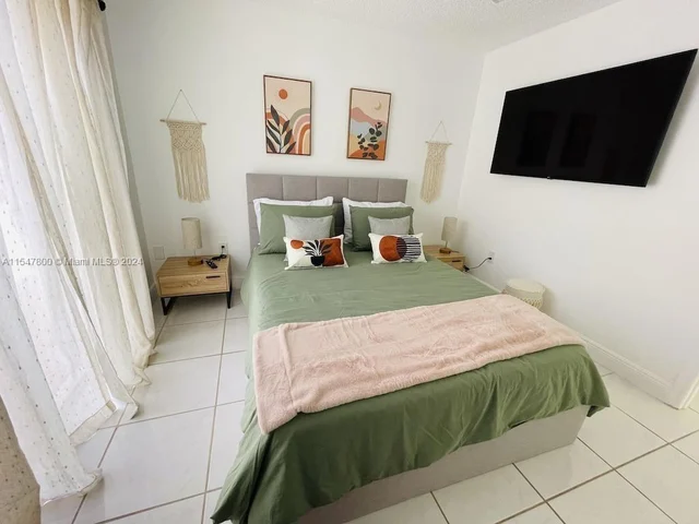 16833 SW 146th Ct, Miami FL 33177