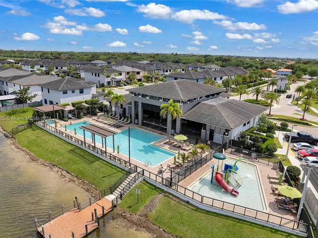 15785 NW 91st Ct # 15785, Miami Lakes FL 33018