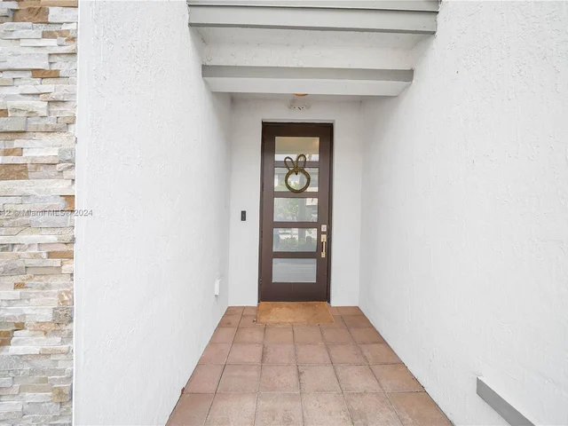 15785 NW 91st Ct # 15785, Miami Lakes FL 33018