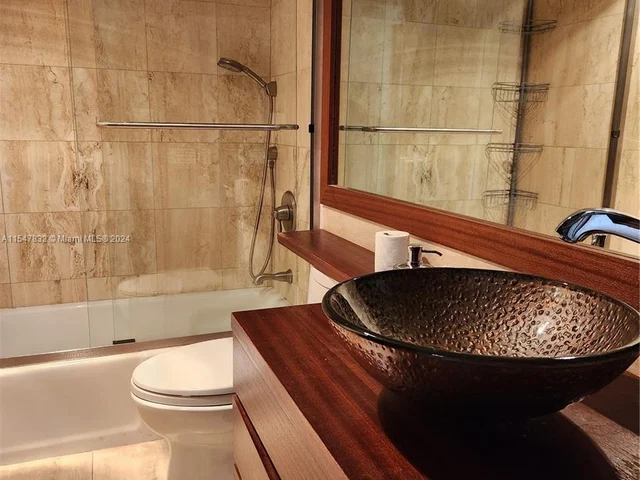 10175 NE Collins Ave # 1207, Bal Harbour FL 33154