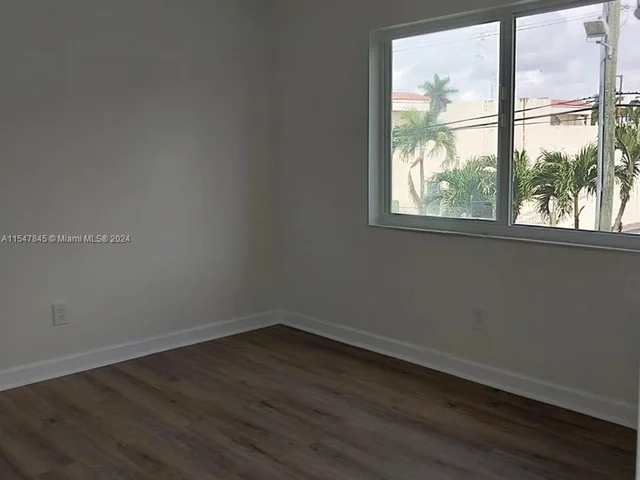 900 SW 84th Ave # 201, Miami FL 33144