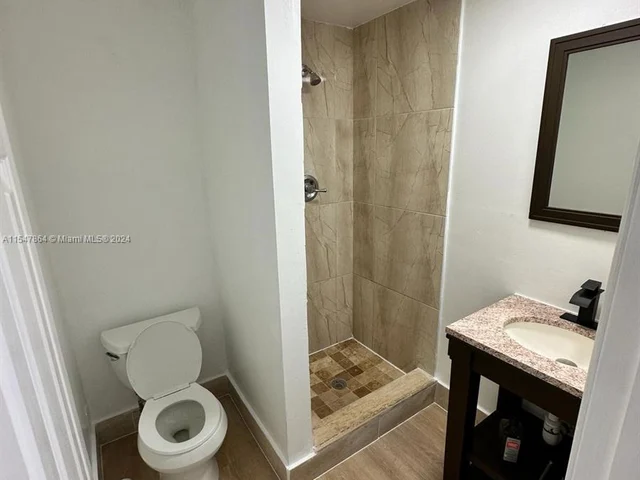 622 SW 6th St, Hallandale Beach FL 33009