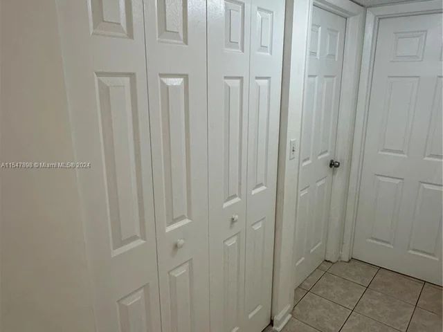 1750 W 46th St # 229, Hialeah FL 33012