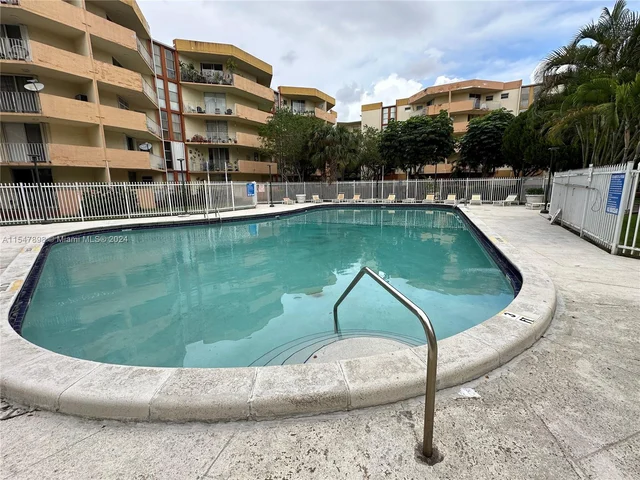 1750 W 46th St # 229, Hialeah FL 33012