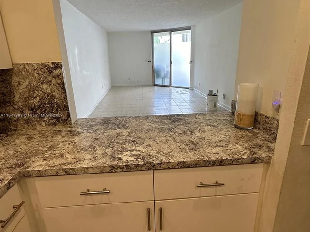 1750 W 46th St # 229, Hialeah FL 33012