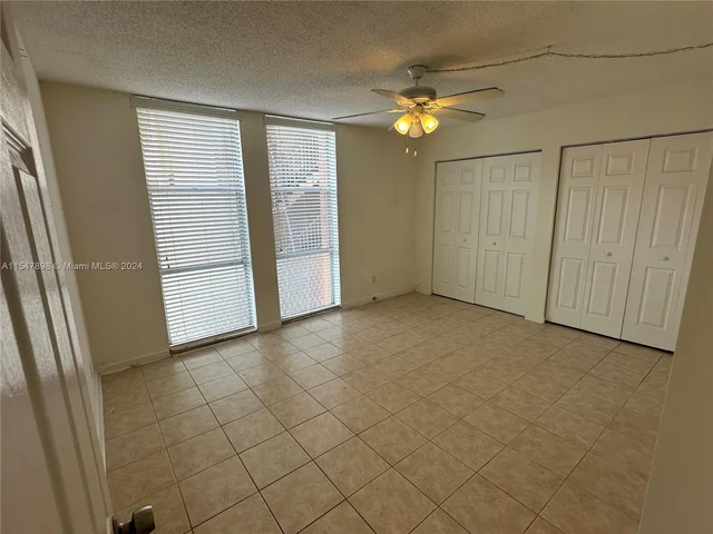 1750 W 46th St # 229, Hialeah FL 33012