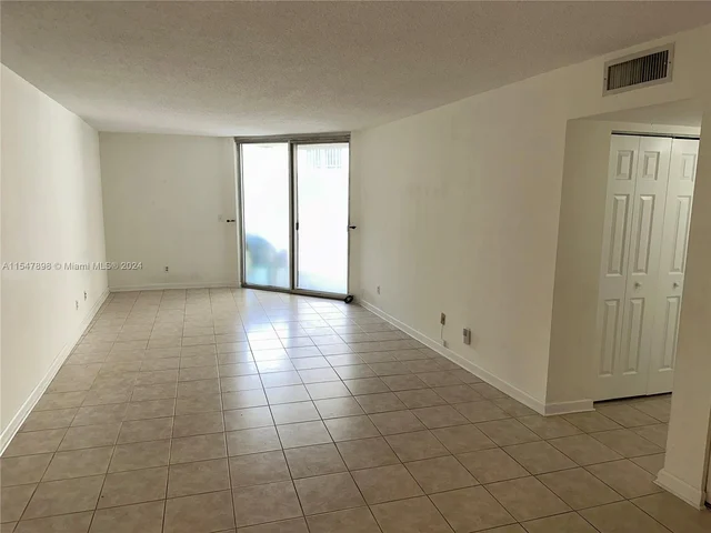 1750 W 46th St # 229, Hialeah FL 33012
