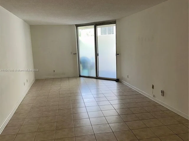 1750 W 46th St # 229, Hialeah FL 33012
