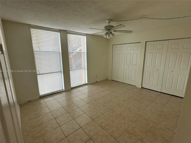 1750 W 46th St # 229, Hialeah FL 33012