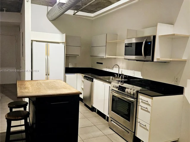 690 SW 1st Ct # 1915, Miami FL 33130