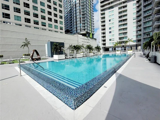 690 SW 1st Ct # 1915, Miami FL 33130