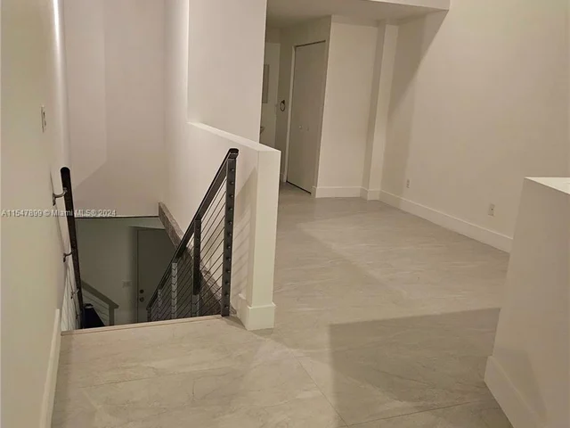 690 SW 1st Ct # 1915, Miami FL 33130