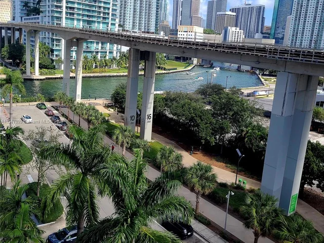 690 SW 1st Ct # 1915, Miami FL 33130