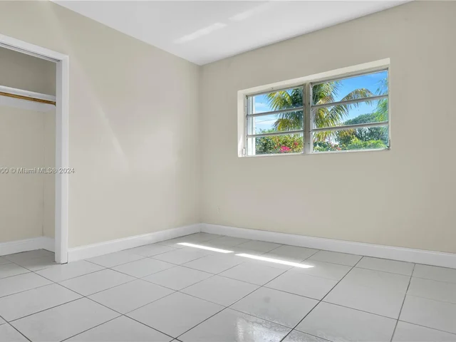 1035 NE 169th Ter # 0, Miami FL 33162