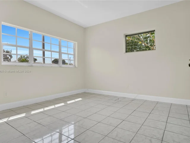 1035 NE 169th Ter # 0, Miami FL 33162