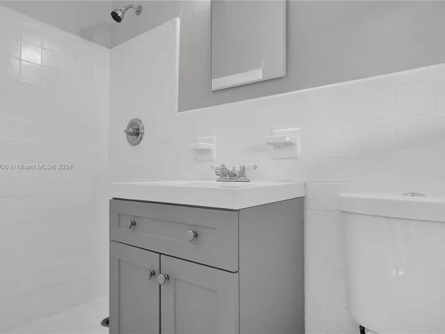 1035 NE 169th Ter # 0, Miami FL 33162