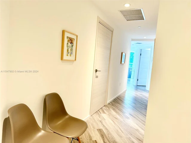 801 S Miami Ave # 4405, Miami FL 33130