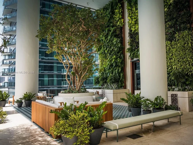 801 S Miami Ave # 4405, Miami FL 33130