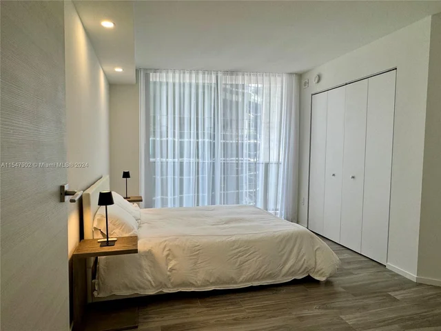 801 S Miami Ave # 4405, Miami FL 33130