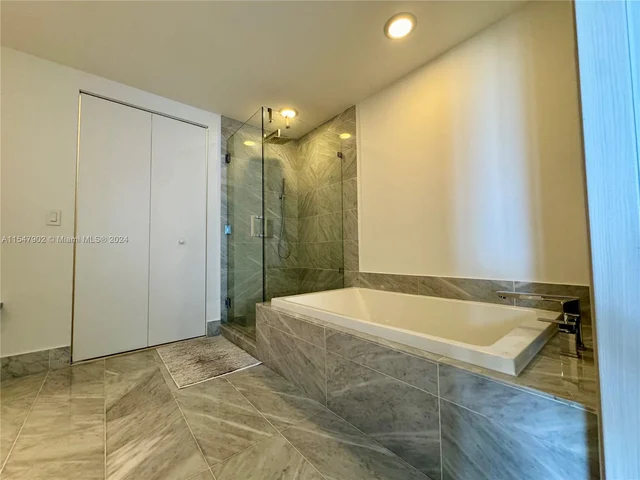 801 S Miami Ave # 4405, Miami FL 33130