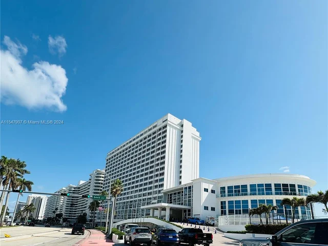 5445 Collins Ave # 1520, Miami Beach FL 33140
