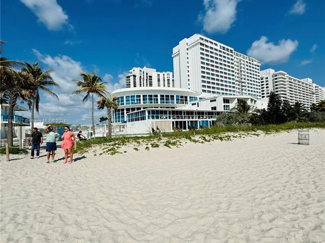 5445 Collins Ave # 1520, Miami Beach FL 33140