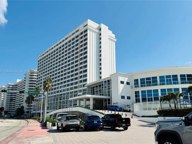 5445 Collins Ave # 1520, Miami Beach FL 33140